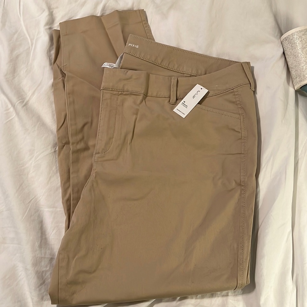 Old Navy Pixie Ankle Pants